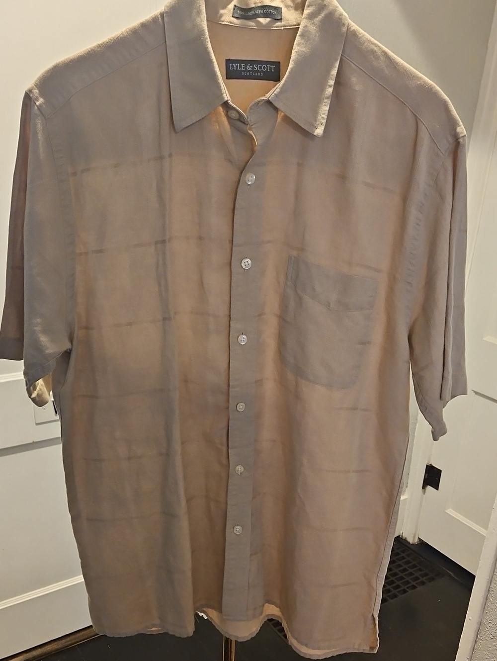 Lyle & Scott Men's Short-Sleeve Button-Down Shirt in Light Beige